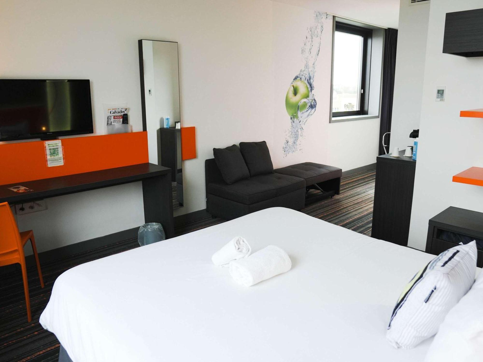 Готель Ibis Styles Caen Centre Gare Екстер'єр фото