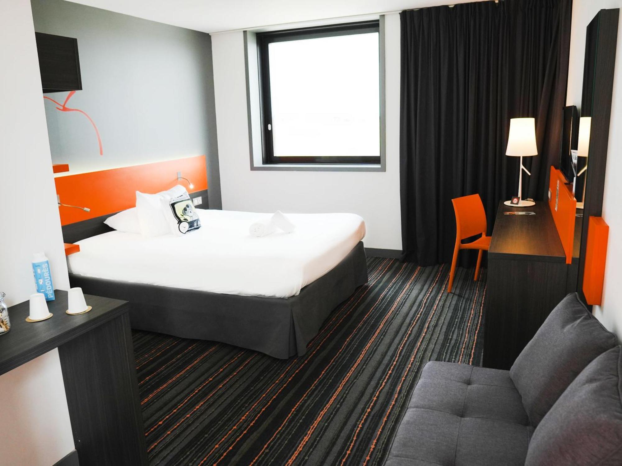 Готель Ibis Styles Caen Centre Gare Екстер'єр фото