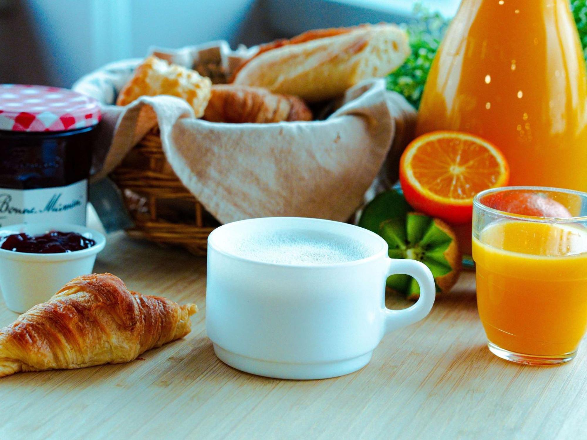 Готель Ibis Styles Caen Centre Gare Екстер'єр фото